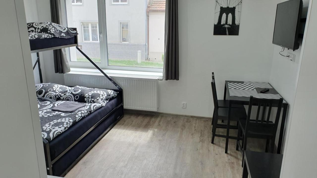 Small Apartments Denisa Business Μπρνο Εξωτερικό φωτογραφία