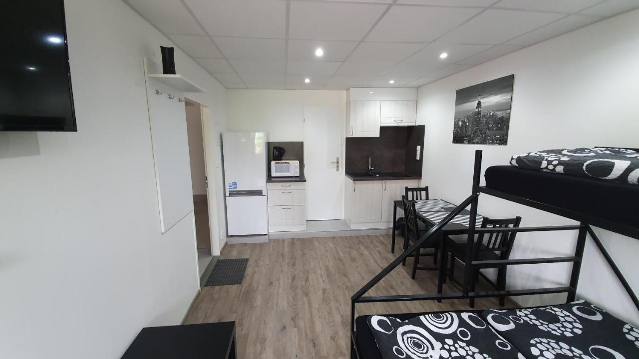 Small Apartments Denisa Business Μπρνο Εξωτερικό φωτογραφία