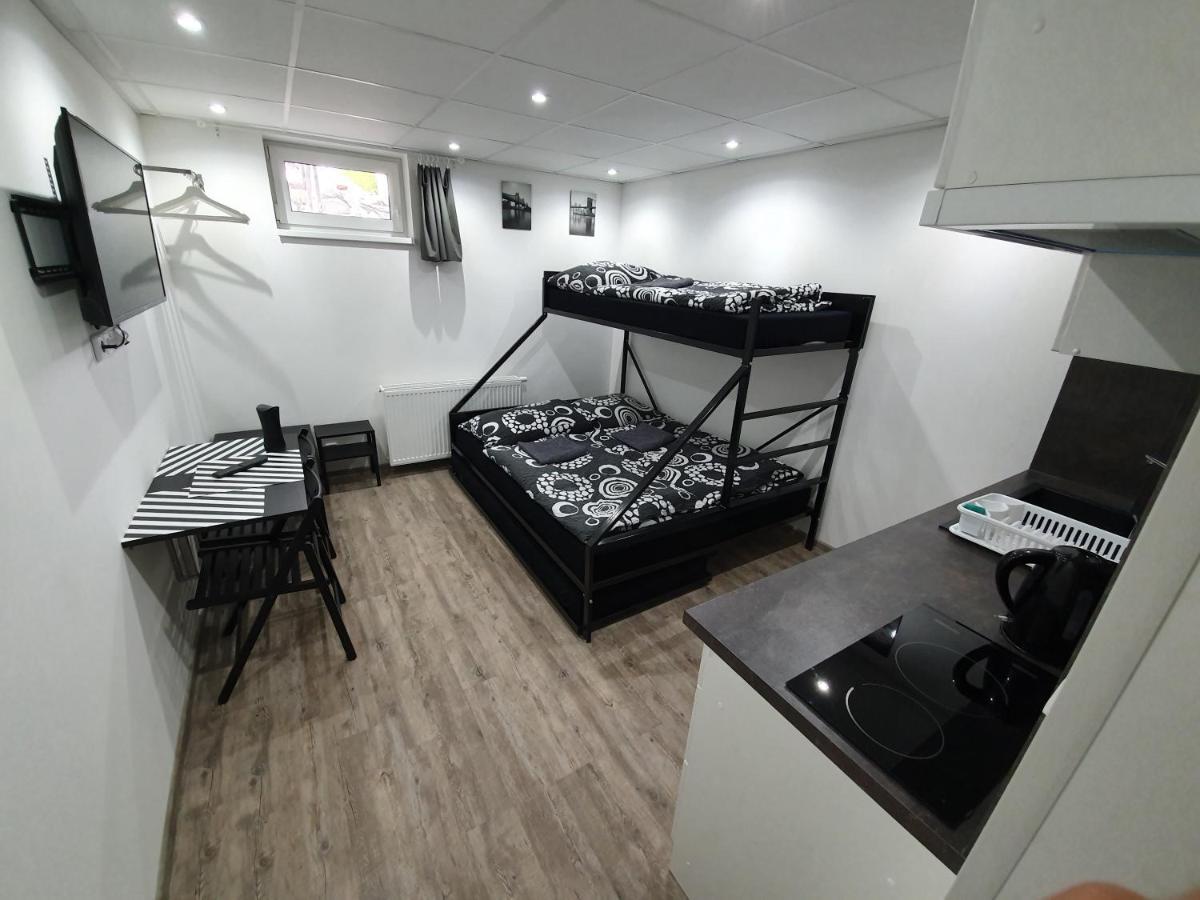 Small Apartments Denisa Business Μπρνο Εξωτερικό φωτογραφία